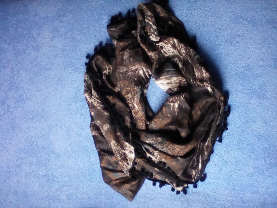 Chusta apaszka jedwabna Apart