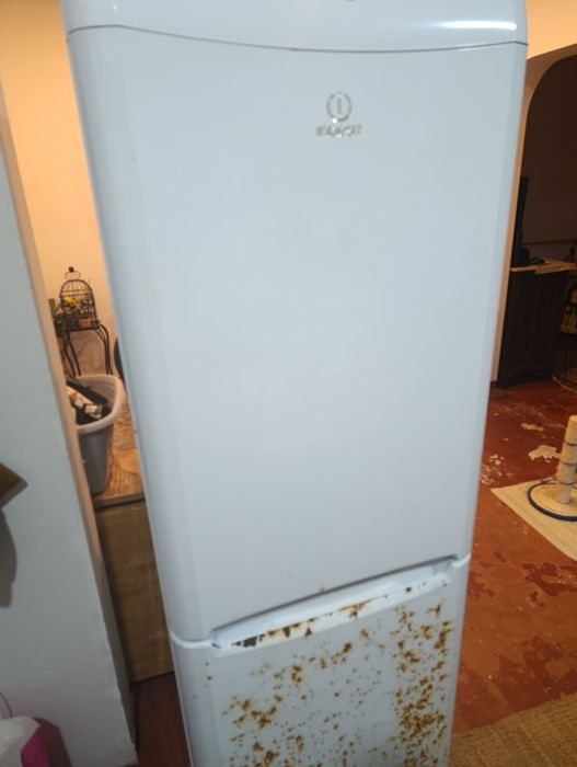 Frigorífico indesit