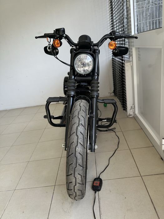 Harley-Davidson Iron 883