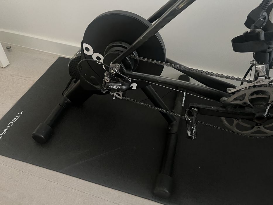 Wahoo kickr core + Zwift cog e click