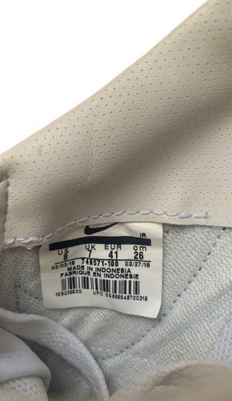 Sapatilhas Nike em bom estado