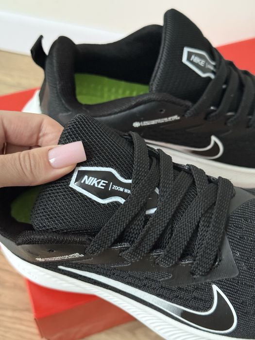 Кроссовки  Nike Zoom
