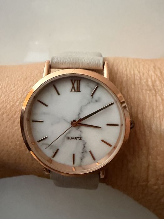 Relógio Quartz PC21 | Mostrador efeito mármore | Rose Gold