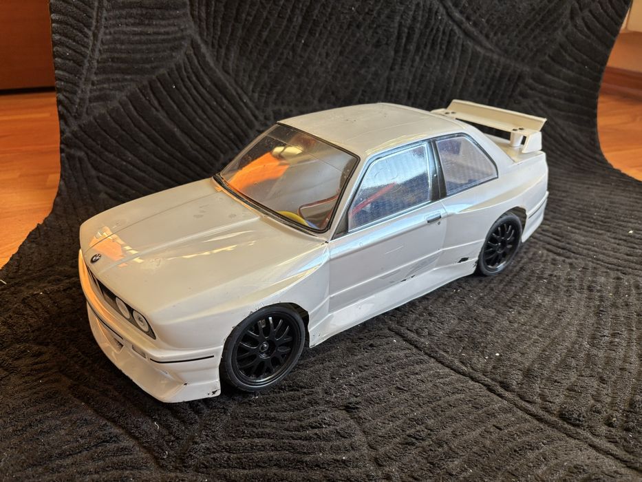 Auto zdalnie sterowane MST FXX-d RC 1:10 drift BMW E30
