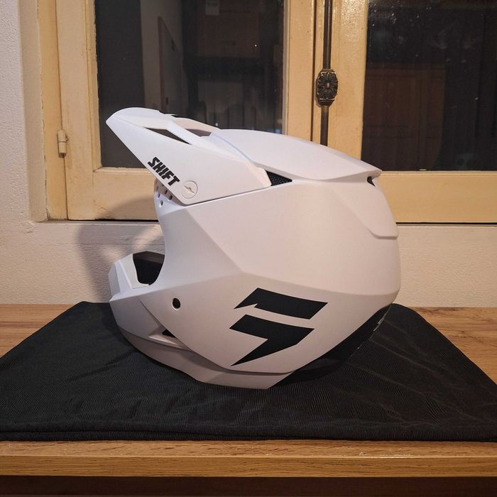 Capacete Shift Whit3 Label Solid (Tamanho L)