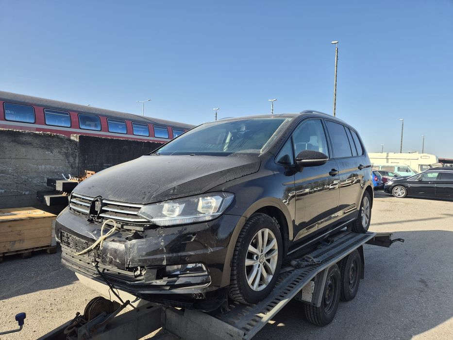 Vw Touran 7os 2.d highline16r Led z Niemiec