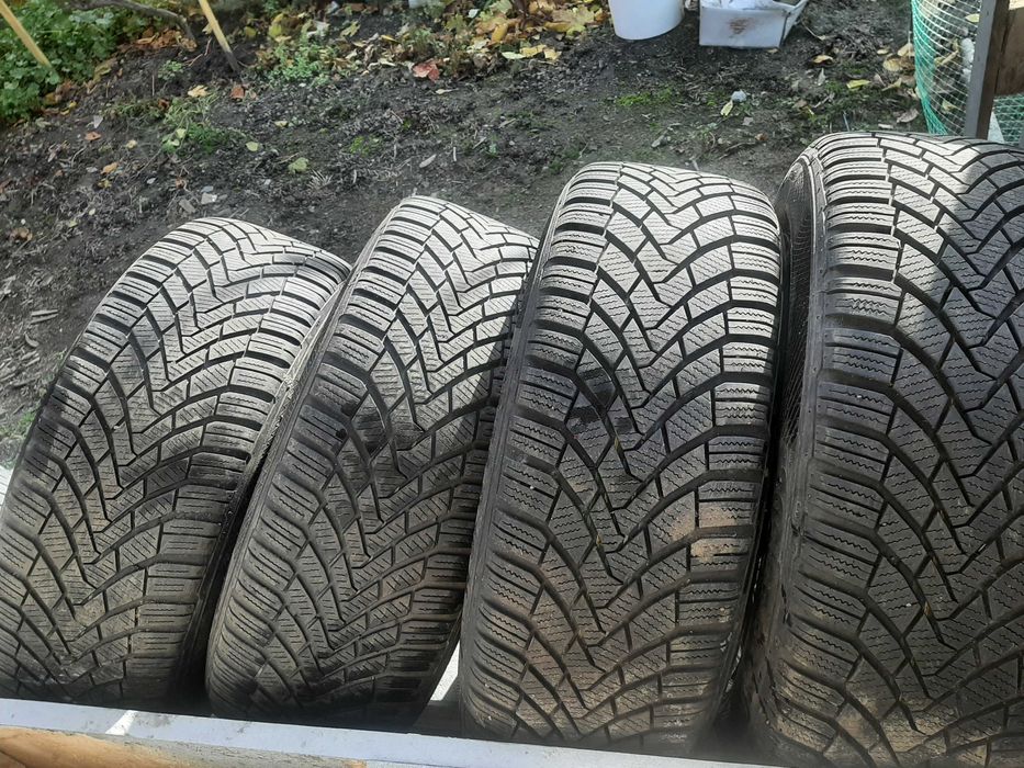 Зимова гума 205/55/R16