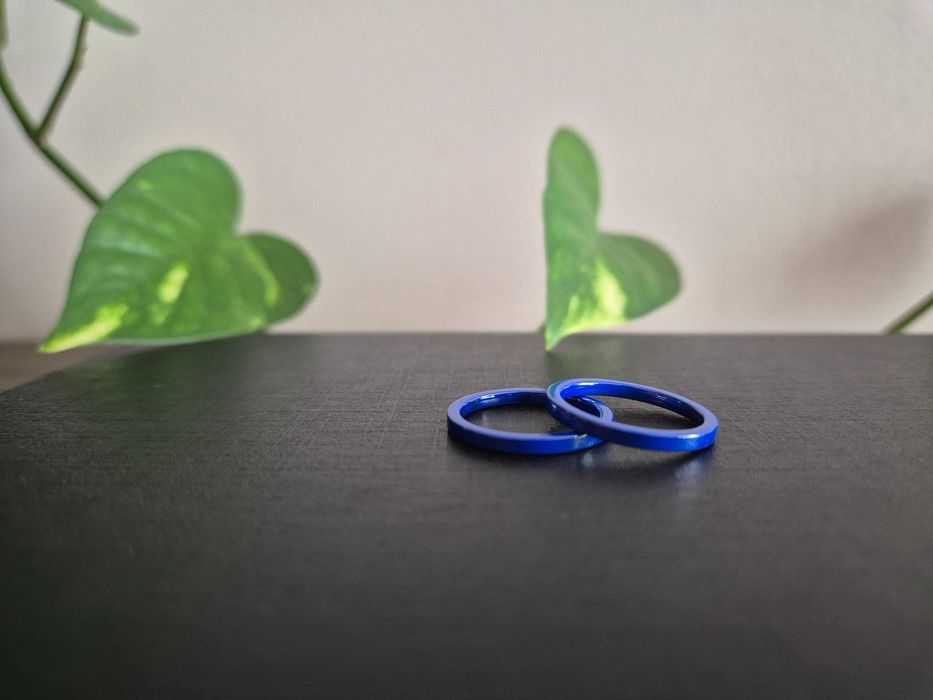 Dwie obrączki ceramiczne pierścionki