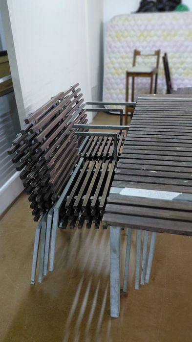 Mesa exterior 170x95x74h (Desmontavel) +4 cadeiras+2 cadeiroes