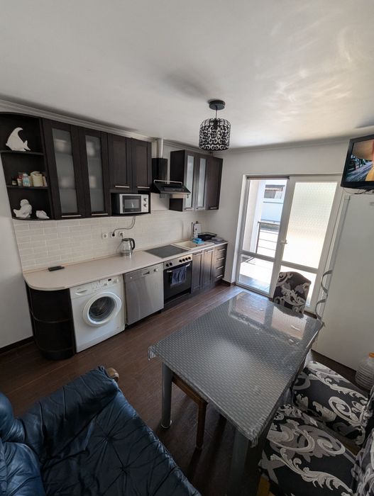 Коттедж  подобово на оз. Пісочне