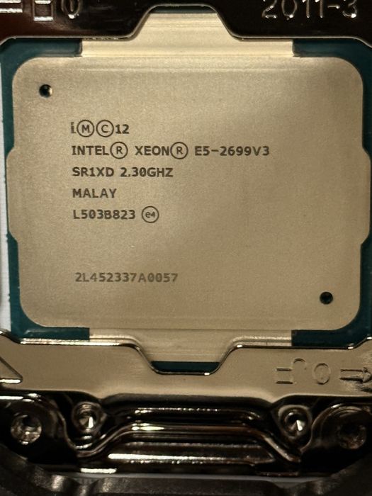 Комплект Machinist x99 u9 + Xeon e5-2699v3