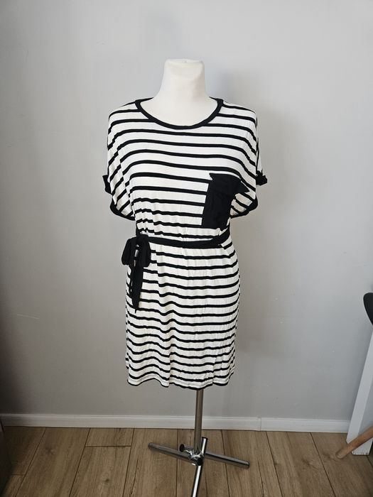 Sukienka letnia wiskoza xl kieszonka paski .