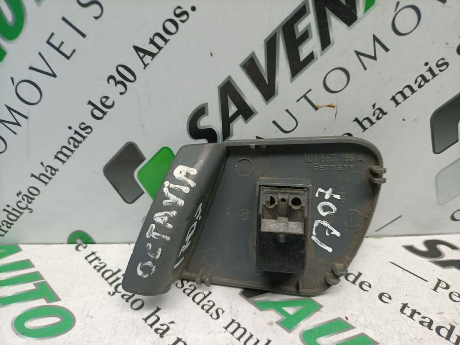 Comando / botão / interruptor vidros frente direito SKODA Octavia I Ha
