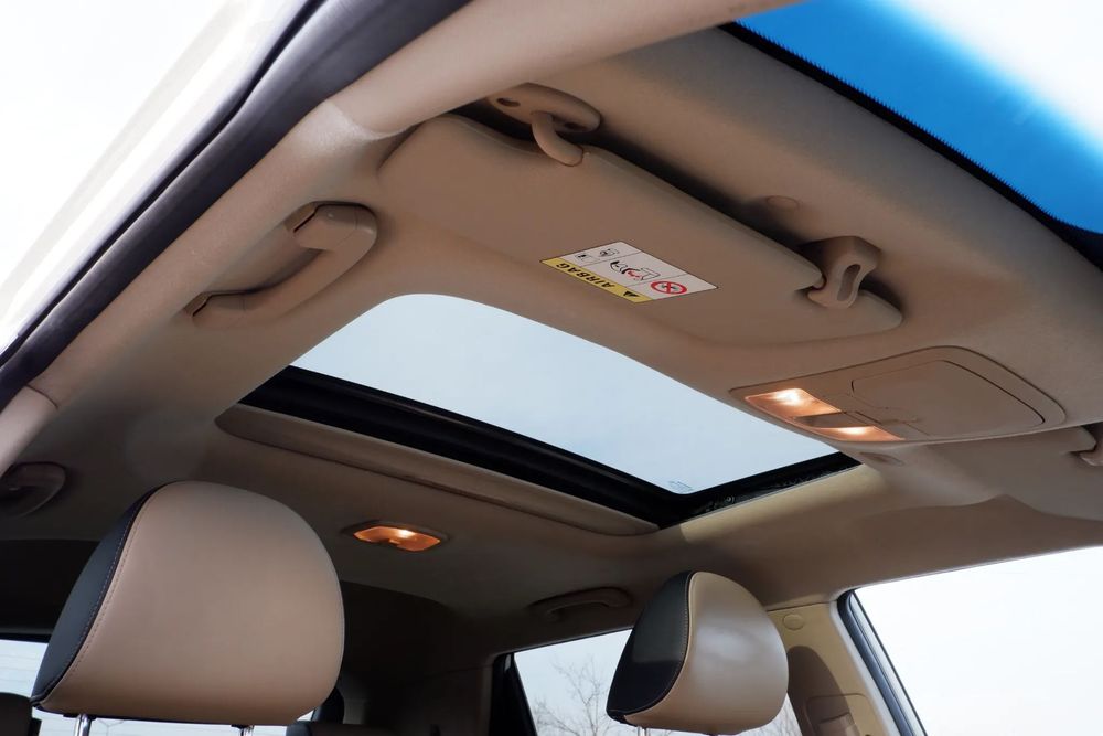 SsangYong/KGM Tivoli GWARANCJA 24 m. *Skóra *Szyberdach *Nawigacja *Serwisowany_BEZ Korozji