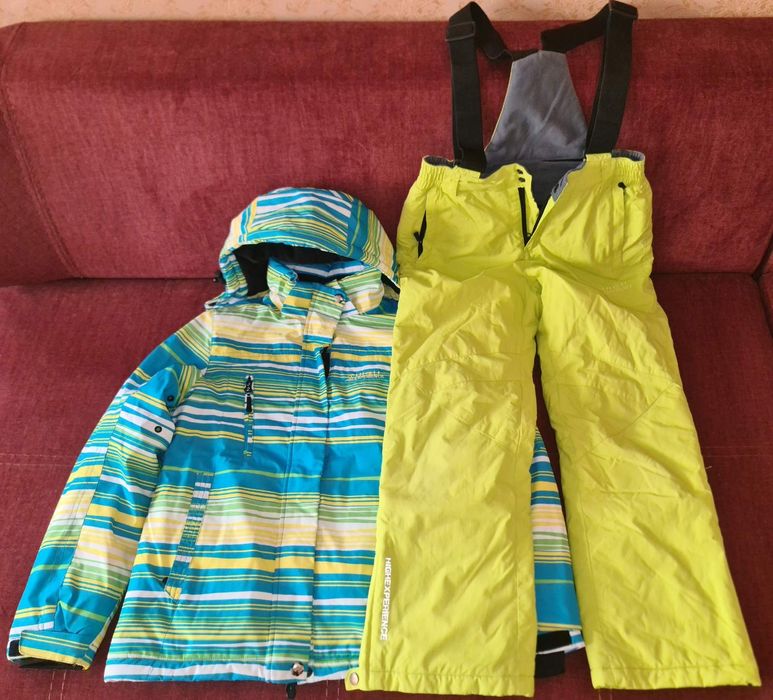 Дитячий зимовий костюм  146