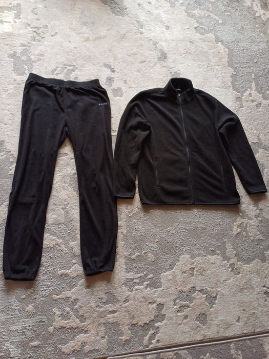 Спортивний чоловічий костюм