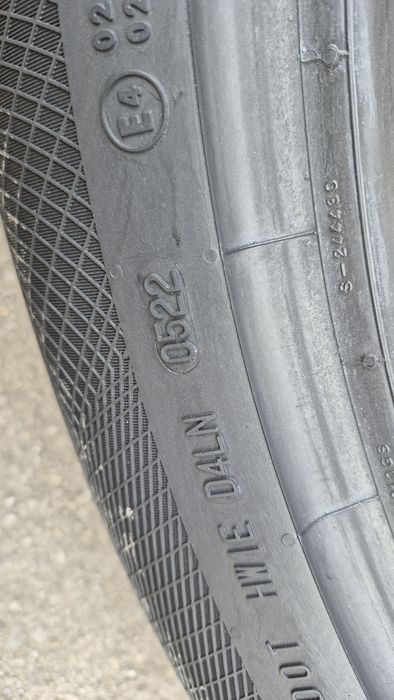 Komplet opon Continental WinterContact  ts850p  275/45R22 (2022r)