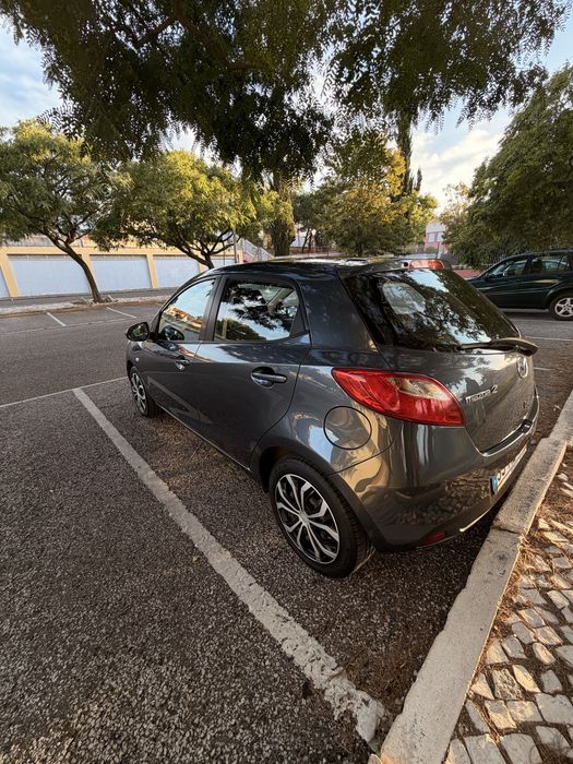 Mazda2  - 2009 gasolina