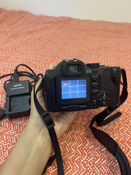 Máquina Fotográfica Leica V Lux 1