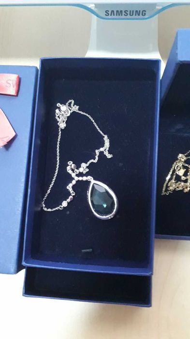 Подвеска с цепочкой из серебра 925 пробы с  голубым Топазом Swarovski