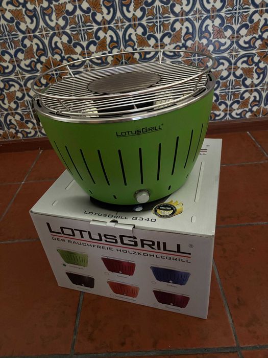 Churrasqueira a carvão Lotus Grill