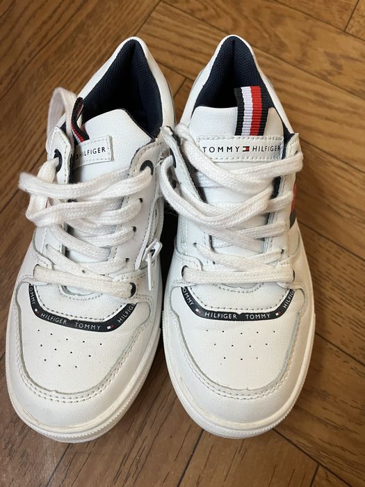 Кросівки шкіряні TommyHilfiger