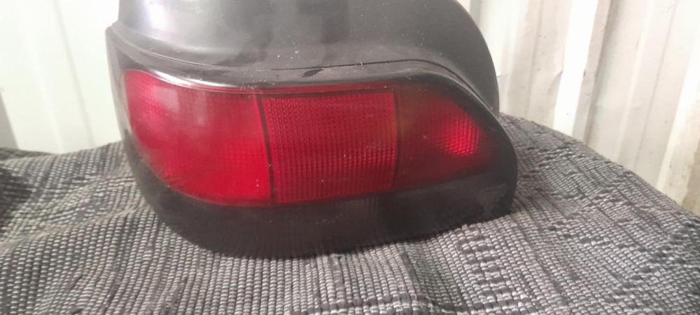 Faróis Renault Clio