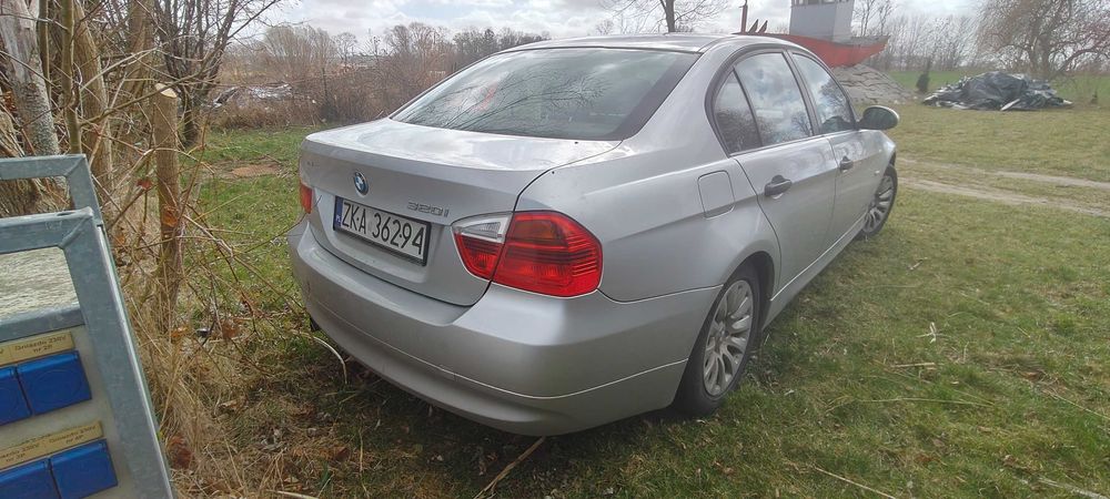 BMW 320i seria 3 e90