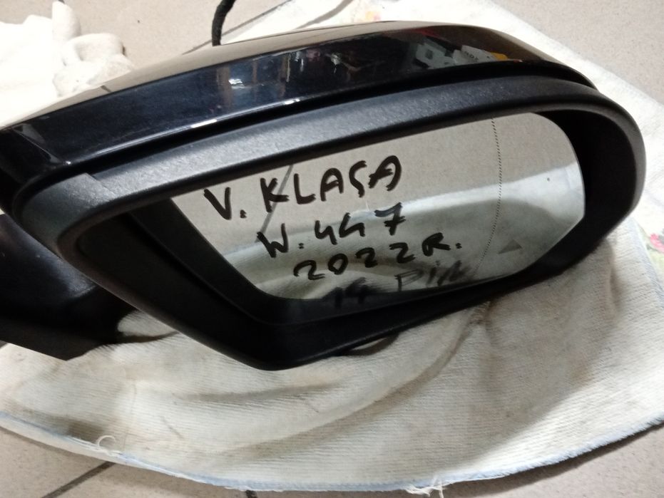 Lusterko prawe drzwi Mercedes v klasa 14 pin v447