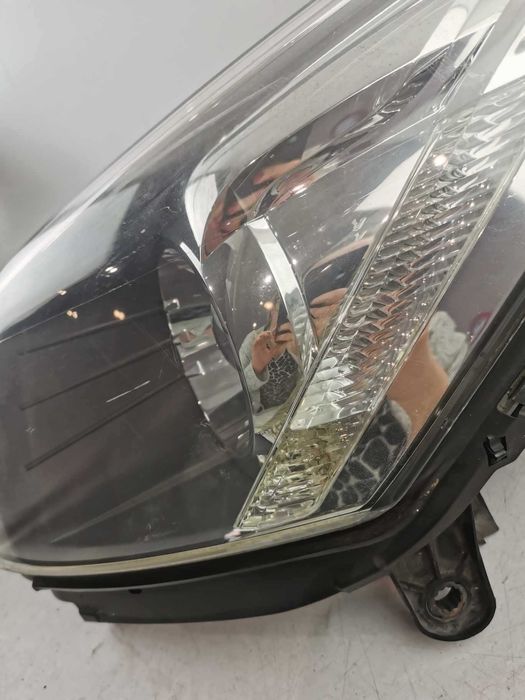 Lampa prawa Reflektor Prawy Citroen C6 xenon ksenon