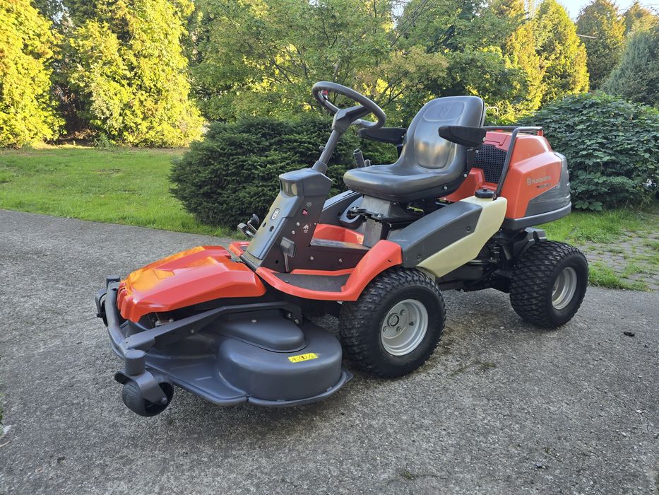 Traktorek kosiarka Husqvarna RIDER 4x4 AWD R422Ts 22KM B&S Super Stan