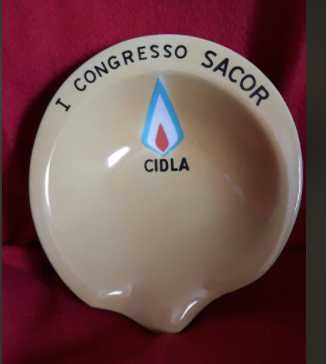 Cinzeiros para a Philips e para a Sacor/Cidla em faiança