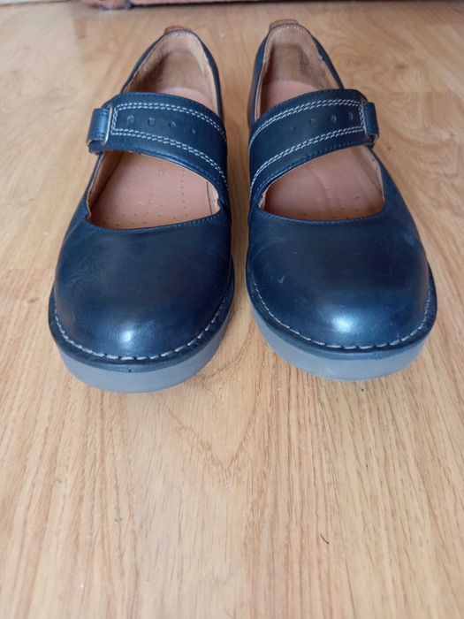 Женские новые кожаные туфли Clarks 41 p.