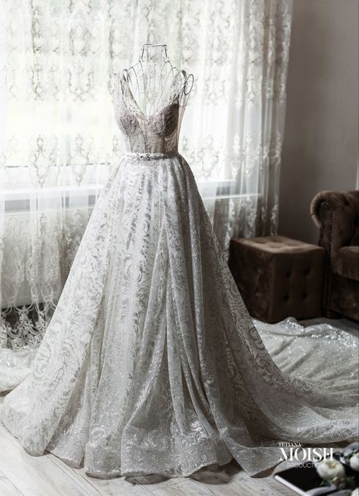 Манекен для нареченої і нареченого