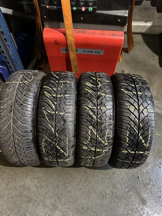 2x zimowe 205/65R15 Continental ContiWinterContact TS830 7/8mm