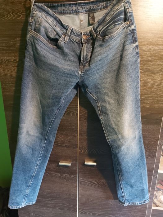 Spodnie jeans  rozmiar 32/32 b .dobry stan