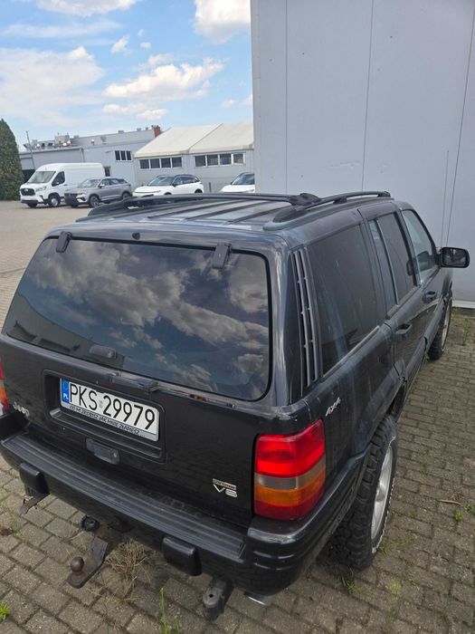 Samochód Jeep Grand Cherokee