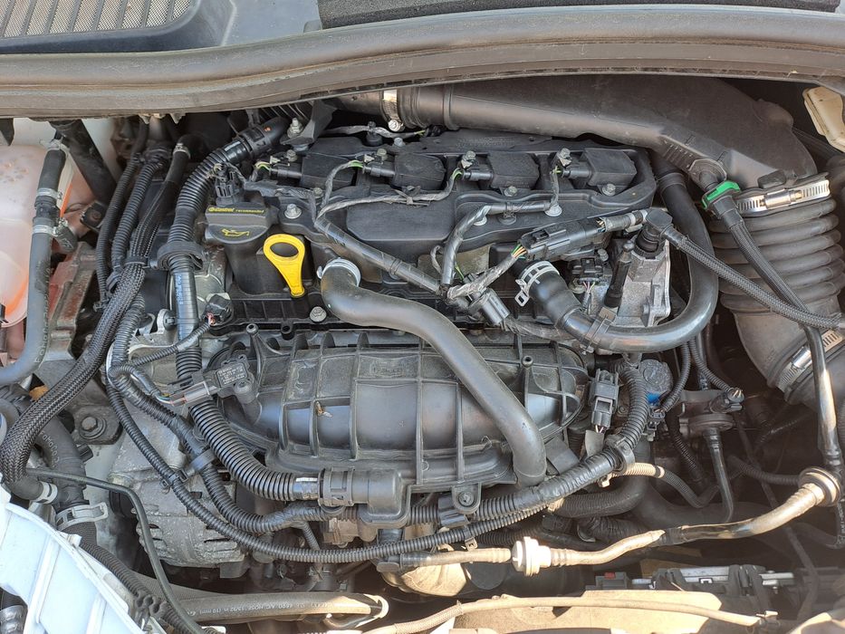 Silnik motor Ford C-Max focus JQDB 1.6 EcoBoost 150km 110kw kompletny benzyna