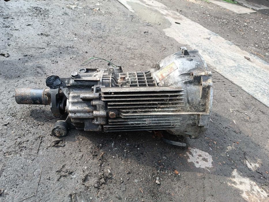 Коробка передач БМВ Е32 BMW E32 3.0 260
