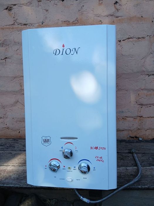 Газова колонка Dion