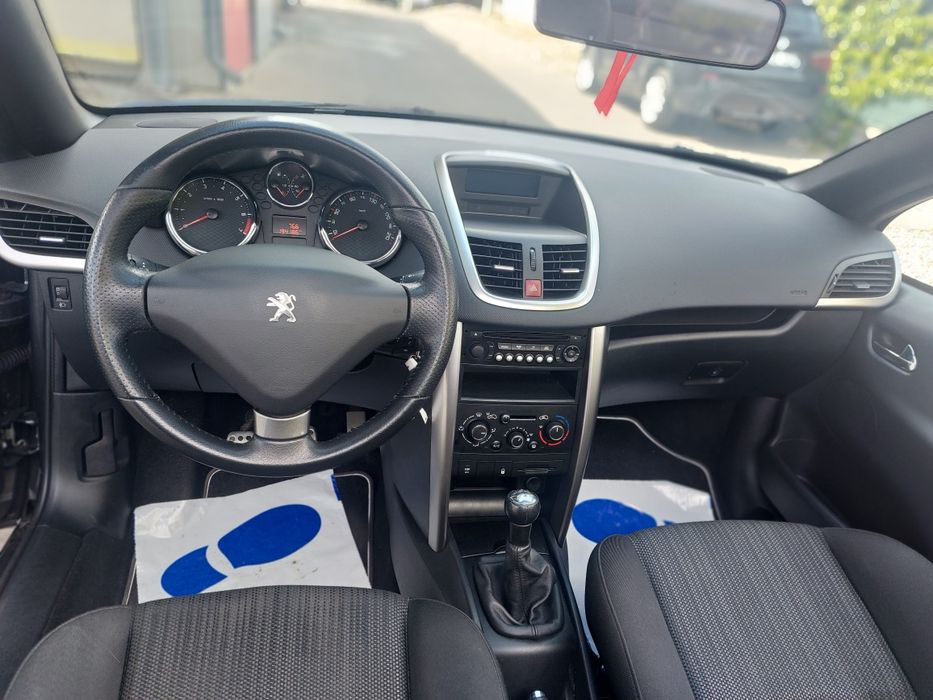 Piękny PEUGEOT 207 CC *Benzyna *  Cabrio * Klima * 2 x Koła *