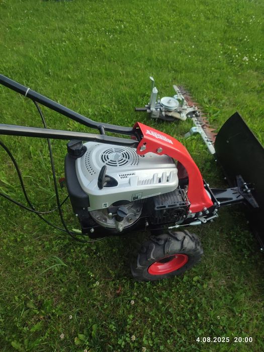 Kosiarka listwowa/pług HECHT jak nowe