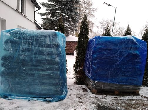 Kaptury ochronne foliowe na palety pelet węgiel wkłady do big baga