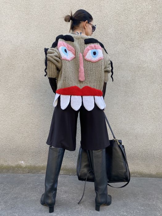 Sweterk recznie zdobiony rozm S/M