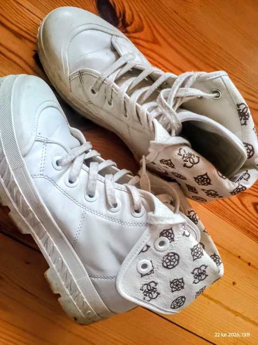 Sportowe buty za kostki , rozmiar 39