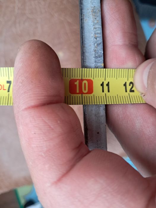 Закладна металева пластина