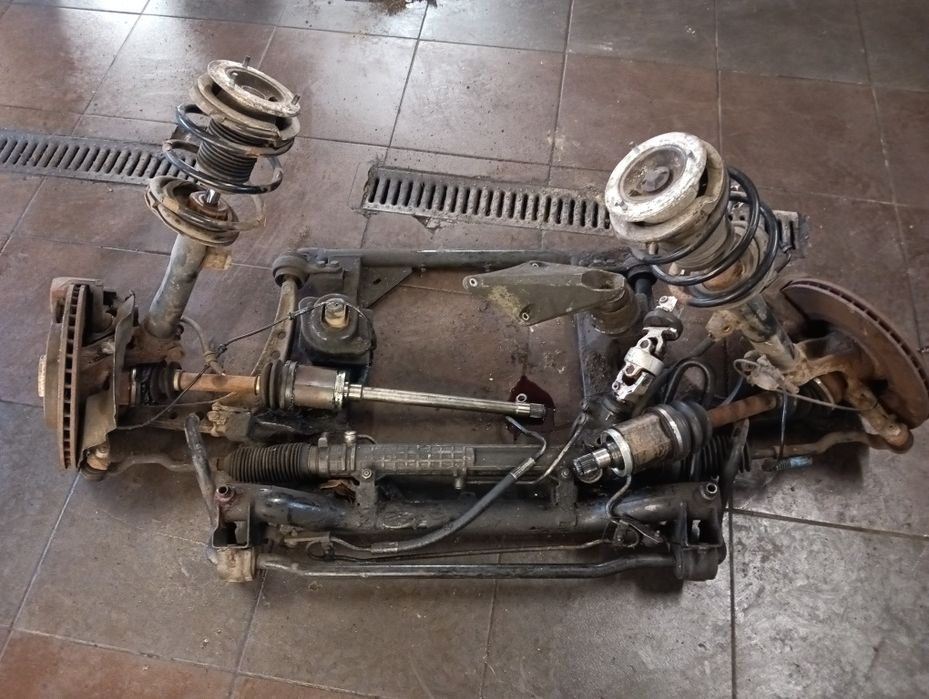 BMW 330xd 330ix xdrive E46 kpl zawieszenie przód sanki wahacz półoś