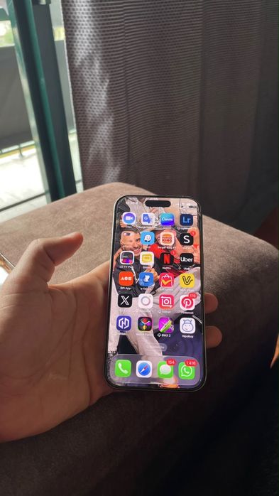 IPHONE 15 PRO - 256Gb
