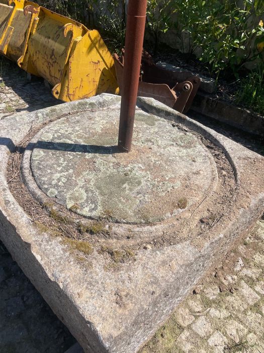 Prensa antiga  pedra