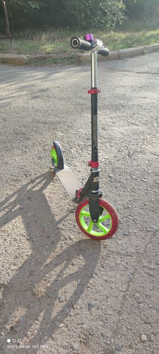 Продам детский самокат